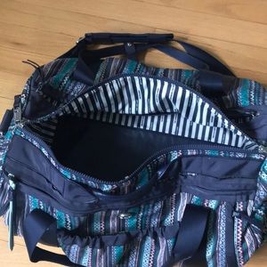 lululemon athletica Bags - Lululemon patterned Gym Bag lululemon athletica Bags - Lululemon patterned Gym Bag